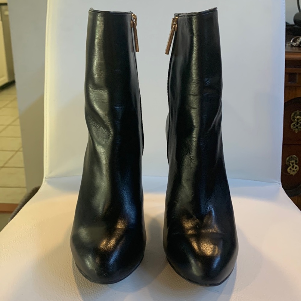 Louise et Cie  black leather stiletto boot 6 M / 36